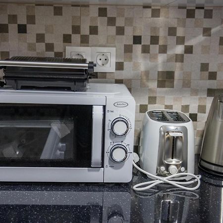 Couples Retreat, Fully Equipped Studio/ Loutraki Beach Διαμέρισμα Εξωτερικό φωτογραφία