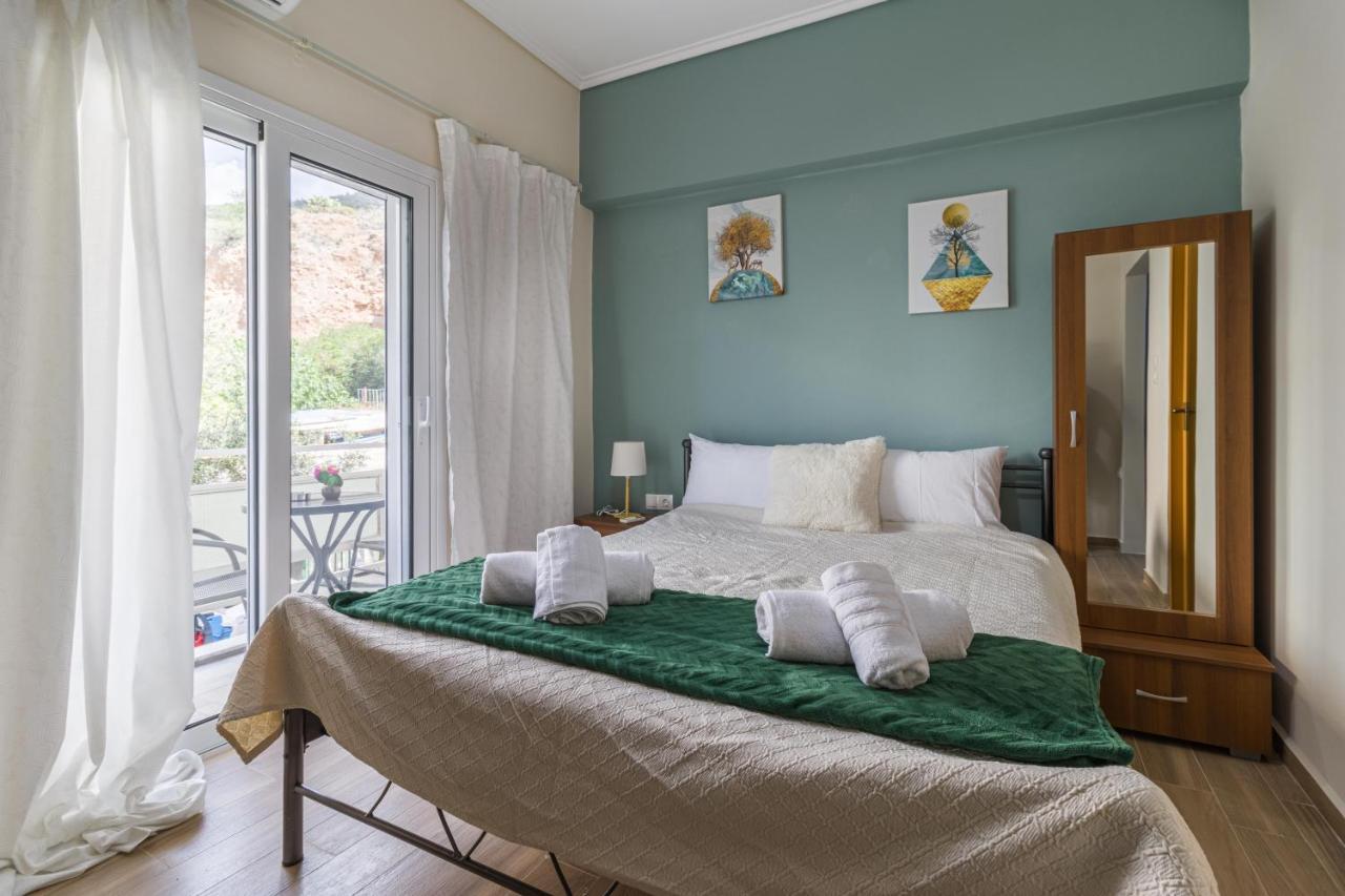 Couples Retreat, Fully Equipped Studio/ Loutraki Beach Διαμέρισμα Εξωτερικό φωτογραφία