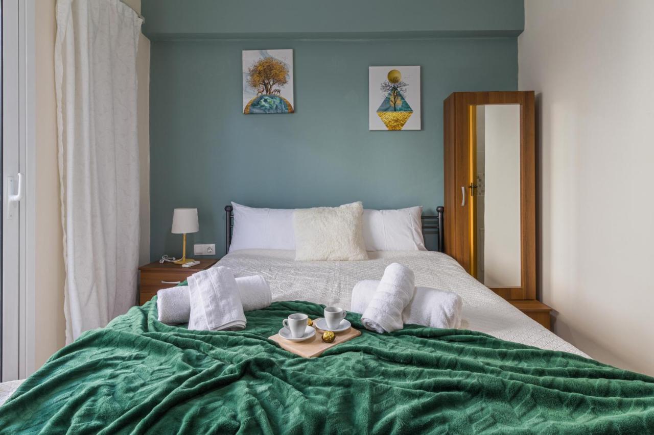 Couples Retreat, Fully Equipped Studio/ Loutraki Beach Διαμέρισμα Εξωτερικό φωτογραφία
