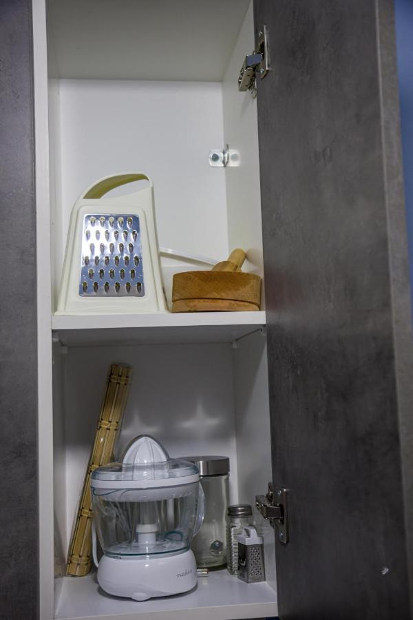 Couples Retreat, Fully Equipped Studio/ Loutraki Beach Διαμέρισμα Εξωτερικό φωτογραφία