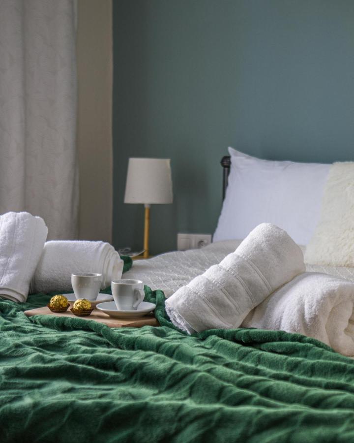Couples Retreat, Fully Equipped Studio/ Loutraki Beach Διαμέρισμα Εξωτερικό φωτογραφία