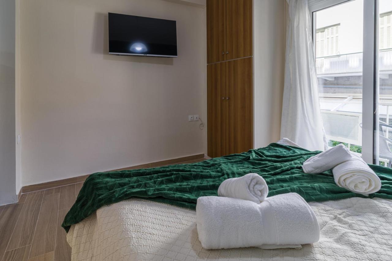 Couples Retreat, Fully Equipped Studio/ Loutraki Beach Διαμέρισμα Εξωτερικό φωτογραφία